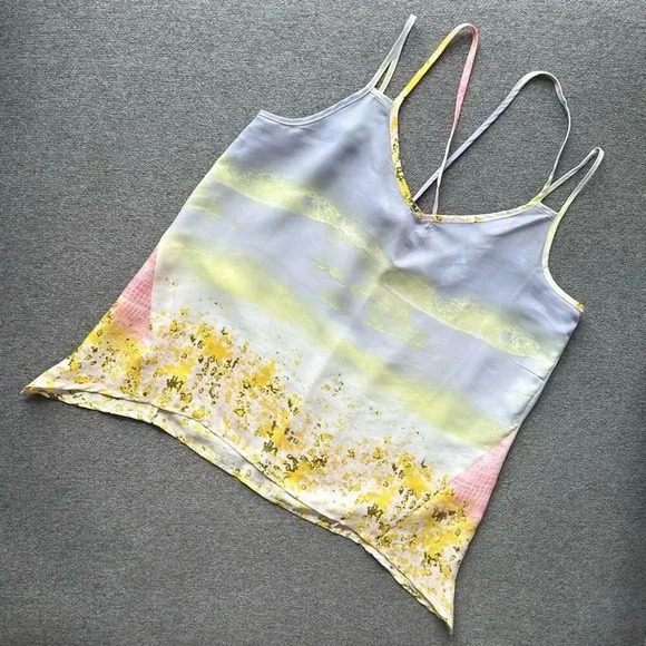 Olive + Oak Criss Cross Strap Tank Top Medium - Picture 1 of 4